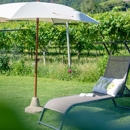 Bed and Breakfast Roesslhof Caldaro Esterno foto