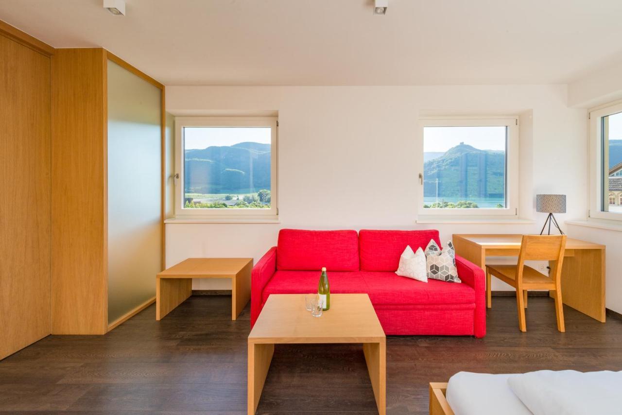 Bed and Breakfast Roesslhof Caldaro Esterno foto