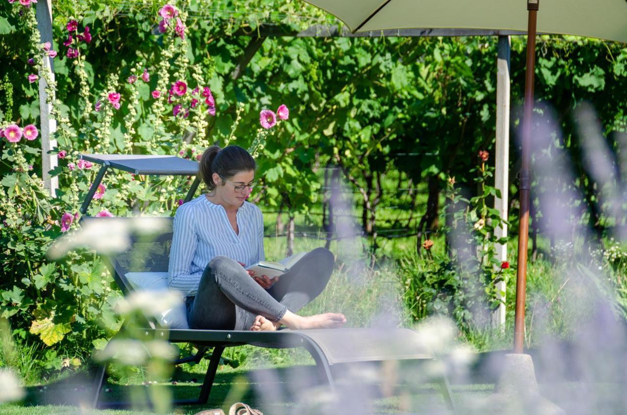 Bed and Breakfast Roesslhof Caldaro Esterno foto