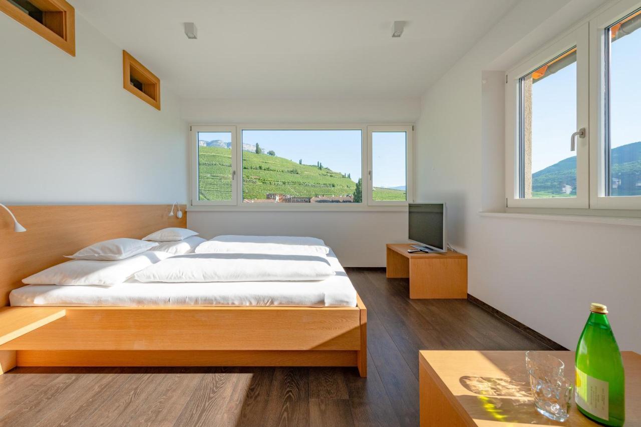 Bed and Breakfast Roesslhof Caldaro Esterno foto