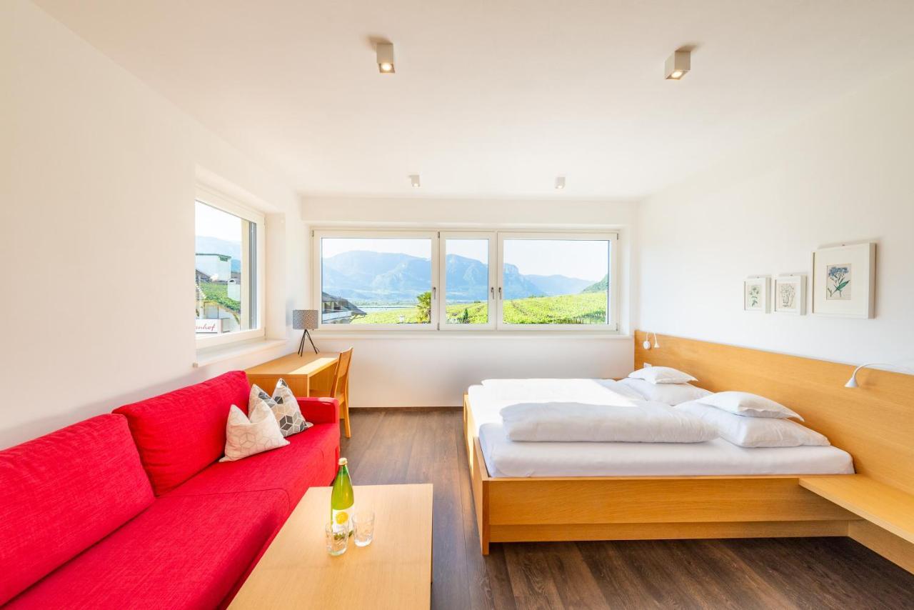 Bed and Breakfast Roesslhof Caldaro Esterno foto