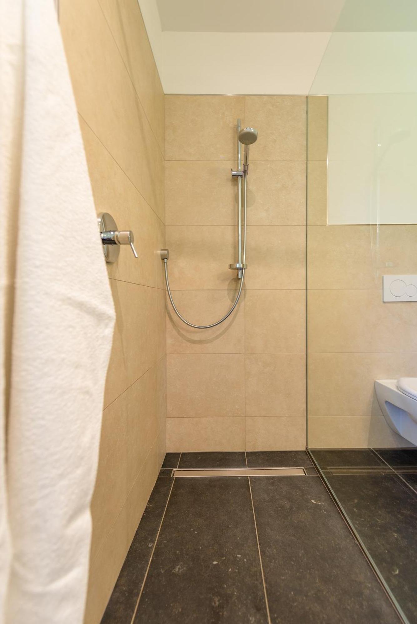 Bed and Breakfast Roesslhof Caldaro Esterno foto